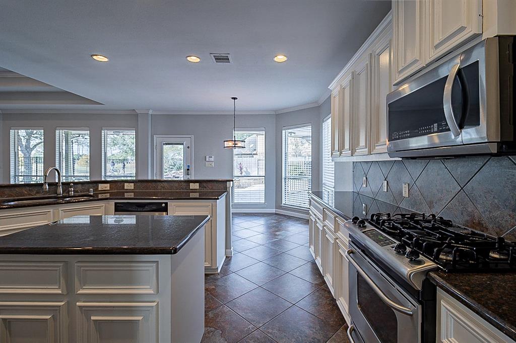 25630 2 Horizon Grove Lane, Katy, Texas 77494, 5 Bedrooms Bedrooms, 5 Rooms Rooms,3 BathroomsBathrooms,Single-family,For Sale,Horizon Grove,67628125