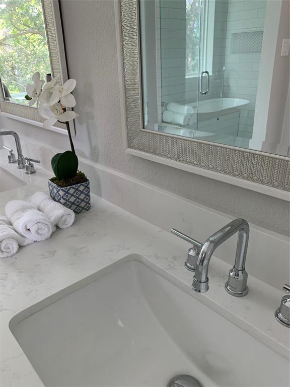 1310 3 WYCLIFFE Drive, Houston, Texas 77043, 3 Bedrooms Bedrooms, 10 Rooms Rooms,3 BathroomsBathrooms,Single-family,For Sale,WYCLIFFE,59670261