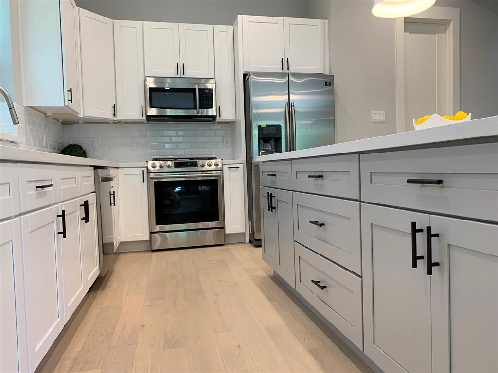 1310 3 WYCLIFFE Drive, Houston, Texas 77043, 3 Bedrooms Bedrooms, 10 Rooms Rooms,3 BathroomsBathrooms,Single-family,For Sale,WYCLIFFE,59670261