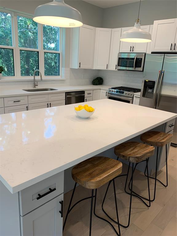 1310 3 WYCLIFFE Drive, Houston, Texas 77043, 3 Bedrooms Bedrooms, 10 Rooms Rooms,3 BathroomsBathrooms,Single-family,For Sale,WYCLIFFE,59670261
