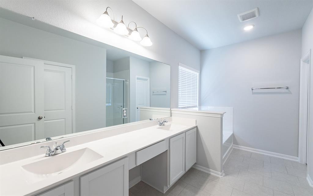 5019 1 Chimney Swift Lane, Baytown, Texas 77521, 3 Bedrooms Bedrooms, 7 Rooms Rooms,2 BathroomsBathrooms,Single-family,For Sale,Chimney Swift,53866204