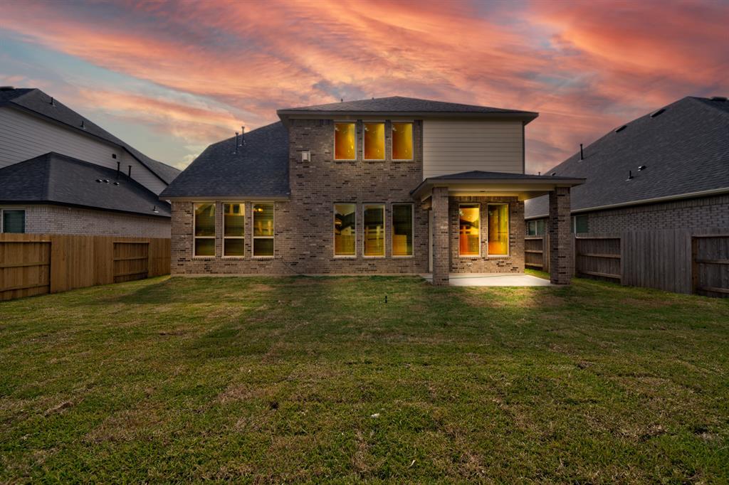 28922 2 Woods Rose Court, Katy, Texas 77494, 4 Bedrooms Bedrooms, 11 Rooms Rooms,3 BathroomsBathrooms,Single-family,For Sale,Woods Rose,96631673