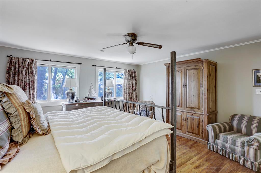 7917 1 Westwood Drive, Houston, Texas 77055, 3 Bedrooms Bedrooms, 8 Rooms Rooms,2 BathroomsBathrooms,Single-family,For Sale,Westwood,72080329