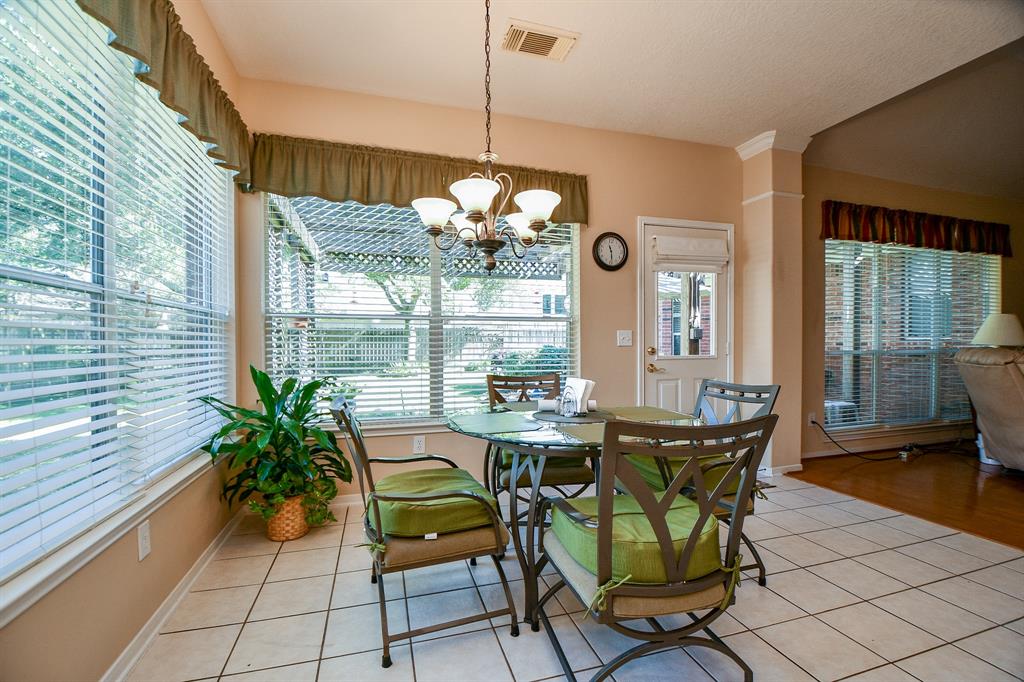 6819 1 Wild Violet Drive, Humble, Texas 77346, 3 Bedrooms Bedrooms, 7 Rooms Rooms,2 BathroomsBathrooms,Single-family,For Sale,Wild Violet,75147655