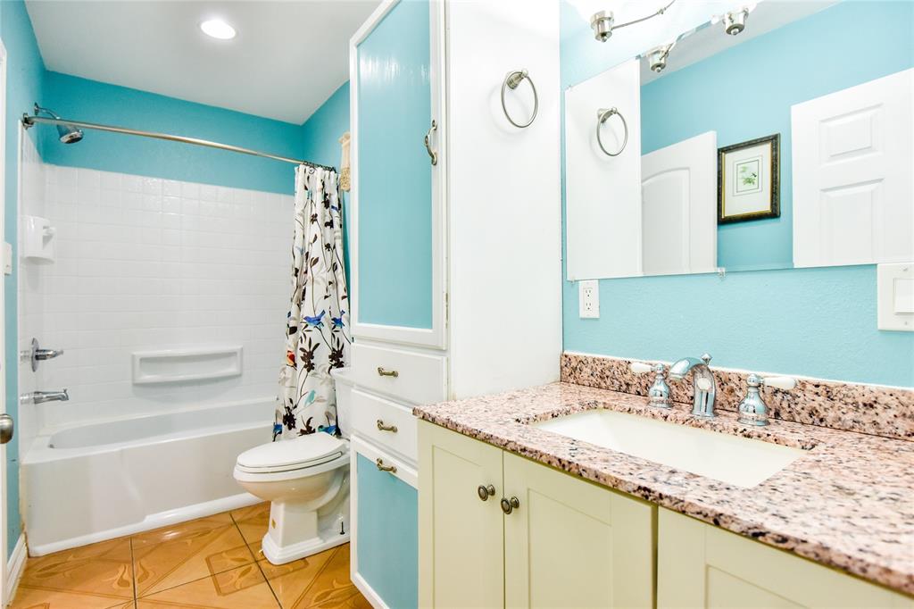3015 1 Avenue R, Galveston, Texas 77550, 4 Bedrooms Bedrooms, 7 Rooms Rooms,2 BathroomsBathrooms,Single-family,For Sale,Avenue R,65491997
