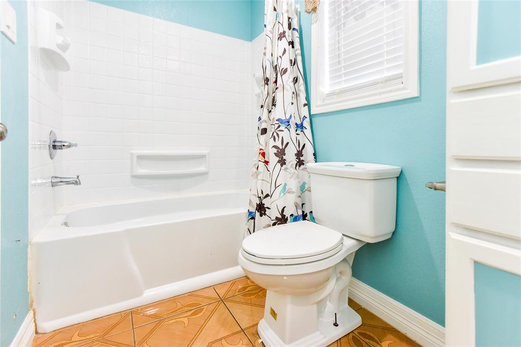 3015 1 Avenue R, Galveston, Texas 77550, 4 Bedrooms Bedrooms, 7 Rooms Rooms,2 BathroomsBathrooms,Single-family,For Sale,Avenue R,65491997