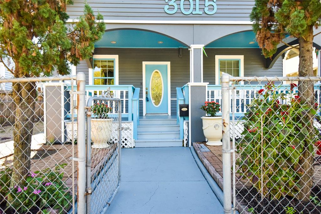 3015 1 Avenue R, Galveston, Texas 77550, 4 Bedrooms Bedrooms, 7 Rooms Rooms,2 BathroomsBathrooms,Single-family,For Sale,Avenue R,65491997