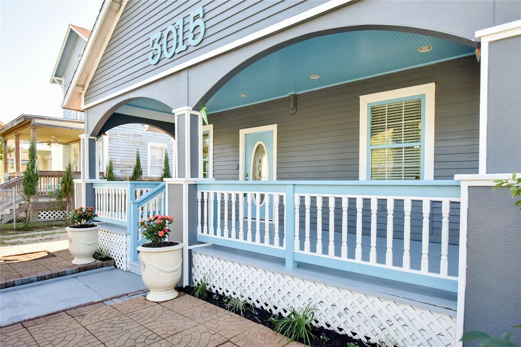 3015 1 Avenue R, Galveston, Texas 77550, 4 Bedrooms Bedrooms, 7 Rooms Rooms,2 BathroomsBathrooms,Single-family,For Sale,Avenue R,65491997
