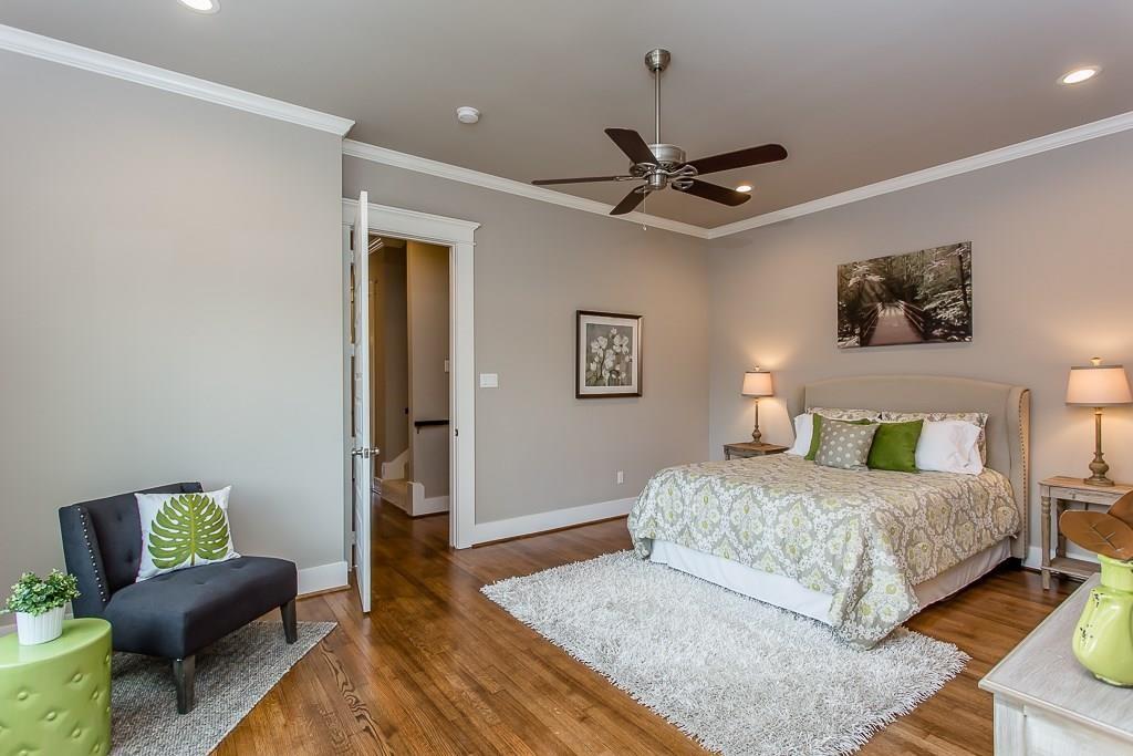 1004 3 Enid Street, Houston, Texas 77009, 4 Bedrooms Bedrooms, 5 Rooms Rooms,3 BathroomsBathrooms,Single-family,For Sale,Enid,75490292