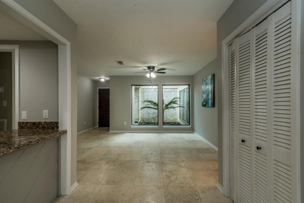 2114 1 Willow Dell Drive, Seabrook, Texas 77586, 3 Bedrooms Bedrooms, 7 Rooms Rooms,2 BathroomsBathrooms,Single-family,For Sale,Willow Dell,70127105