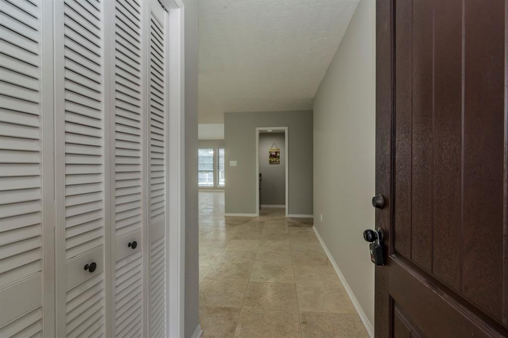 2114 1 Willow Dell Drive, Seabrook, Texas 77586, 3 Bedrooms Bedrooms, 7 Rooms Rooms,2 BathroomsBathrooms,Single-family,For Sale,Willow Dell,70127105