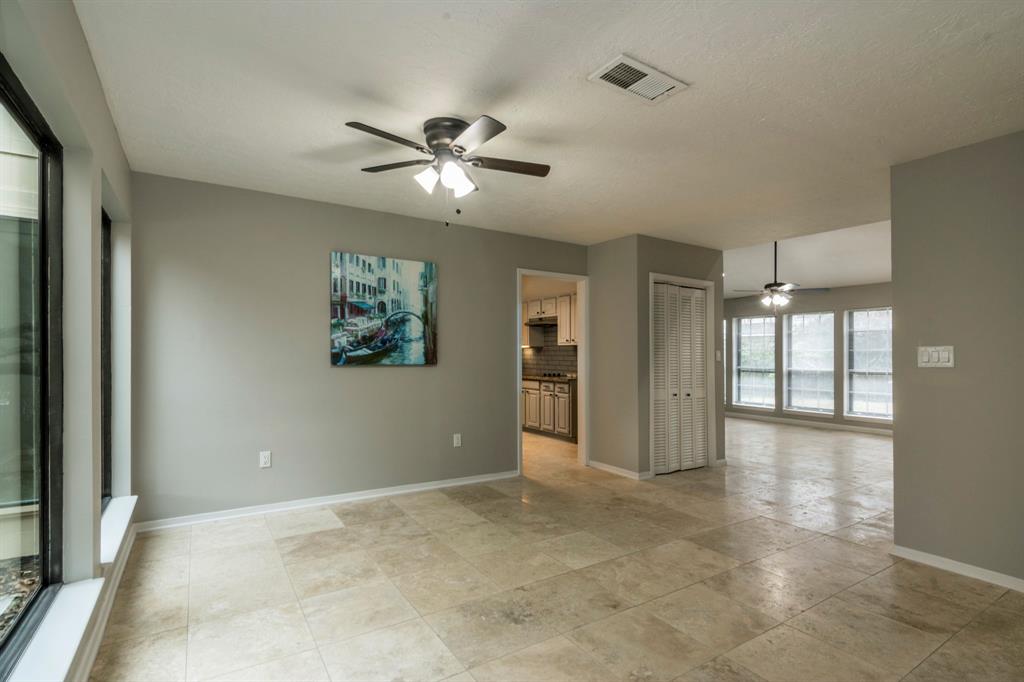2114 1 Willow Dell Drive, Seabrook, Texas 77586, 3 Bedrooms Bedrooms, 7 Rooms Rooms,2 BathroomsBathrooms,Single-family,For Sale,Willow Dell,70127105