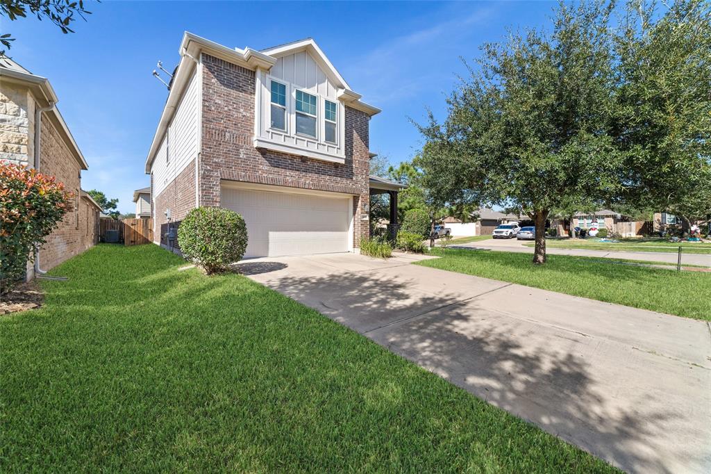 6402 2 Papaya Bend Drive, Katy, Texas 77494, 4 Bedrooms Bedrooms, 7 Rooms Rooms,2 BathroomsBathrooms,Single-family,For Sale,Papaya Bend,76861453