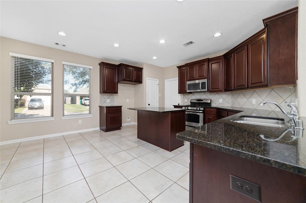 6402 2 Papaya Bend Drive, Katy, Texas 77494, 4 Bedrooms Bedrooms, 7 Rooms Rooms,2 BathroomsBathrooms,Single-family,For Sale,Papaya Bend,76861453