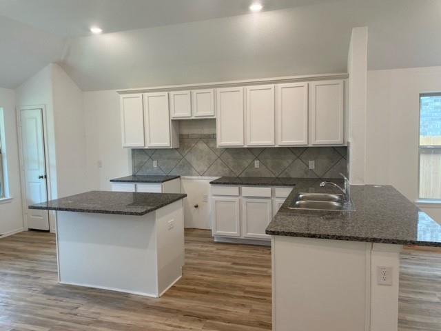 3044 1 Newcastle Crest Lane, Dickinson, Texas 77539, 4 Bedrooms Bedrooms, 8 Rooms Rooms,2 BathroomsBathrooms,Single-family,For Sale,Newcastle Crest,89438361