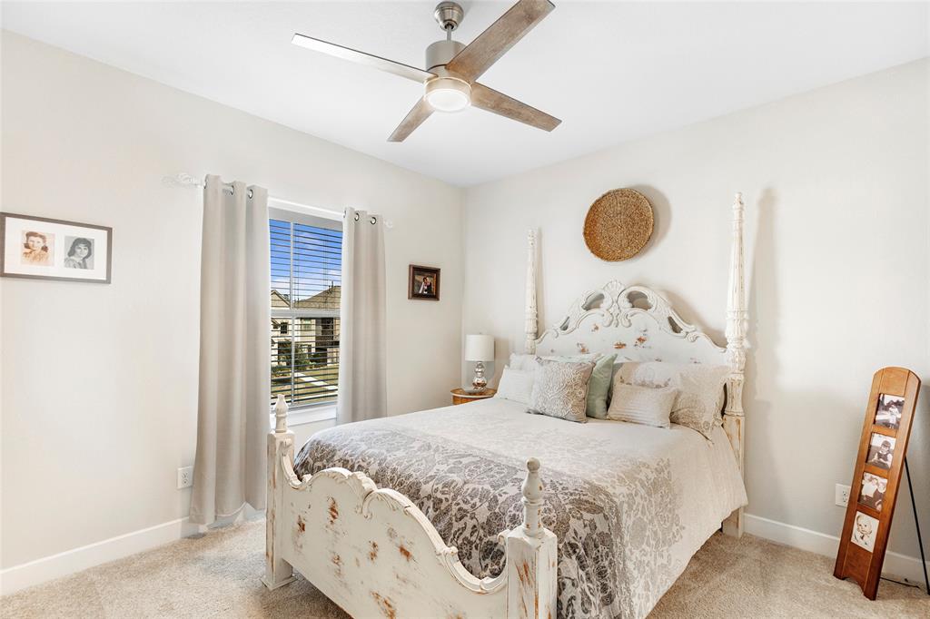 16214 2 Whiteoak Canyon Drive, Humble, Texas 77346, 4 Bedrooms Bedrooms, 8 Rooms Rooms,4 BathroomsBathrooms,Single-family,For Sale,Whiteoak Canyon,69787118