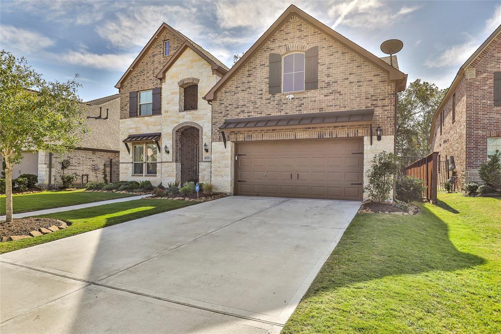 16214 2 Whiteoak Canyon Drive, Humble, Texas 77346, 4 Bedrooms Bedrooms, 8 Rooms Rooms,4 BathroomsBathrooms,Single-family,For Sale,Whiteoak Canyon,69787118