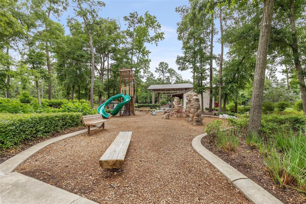 16214 2 Whiteoak Canyon Drive, Humble, Texas 77346, 4 Bedrooms Bedrooms, 8 Rooms Rooms,4 BathroomsBathrooms,Single-family,For Sale,Whiteoak Canyon,69787118