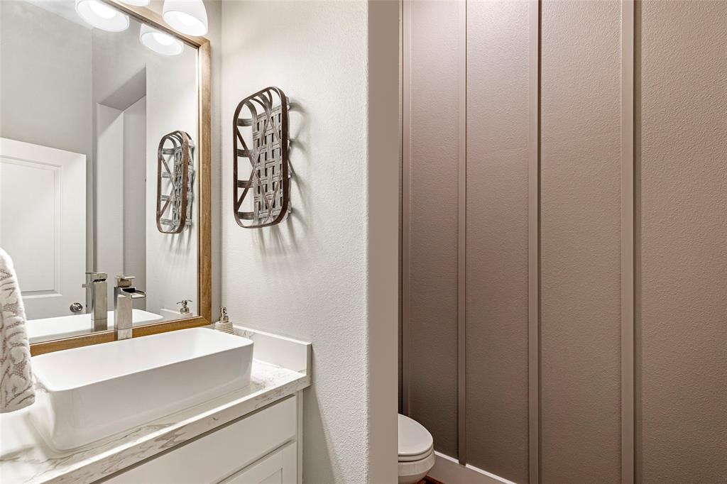 16214 2 Whiteoak Canyon Drive, Humble, Texas 77346, 4 Bedrooms Bedrooms, 8 Rooms Rooms,4 BathroomsBathrooms,Single-family,For Sale,Whiteoak Canyon,69787118