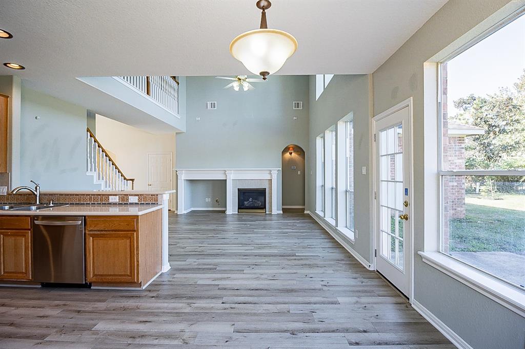 15614 2 Chapel Lake Drive, Cypress, Texas 77429, 4 Bedrooms Bedrooms, 4 Rooms Rooms,3 BathroomsBathrooms,Single-family,For Sale,Chapel Lake,62850248