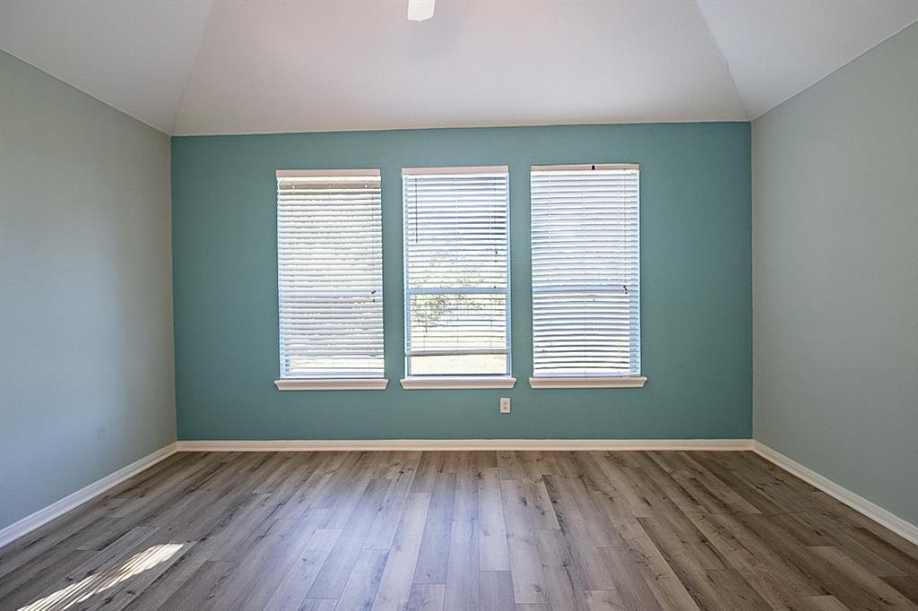 15614 2 Chapel Lake Drive, Cypress, Texas 77429, 4 Bedrooms Bedrooms, 4 Rooms Rooms,3 BathroomsBathrooms,Single-family,For Sale,Chapel Lake,62850248