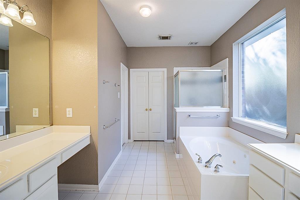 15614 2 Chapel Lake Drive, Cypress, Texas 77429, 4 Bedrooms Bedrooms, 4 Rooms Rooms,3 BathroomsBathrooms,Single-family,For Sale,Chapel Lake,62850248
