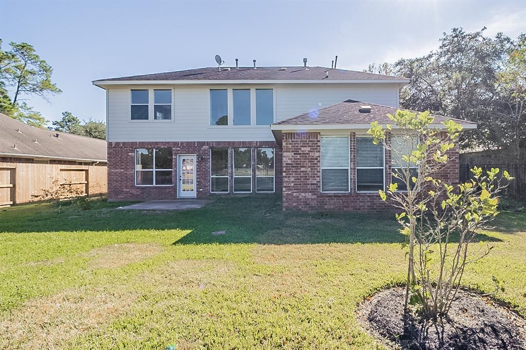 15614 2 Chapel Lake Drive, Cypress, Texas 77429, 4 Bedrooms Bedrooms, 4 Rooms Rooms,3 BathroomsBathrooms,Single-family,For Sale,Chapel Lake,62850248