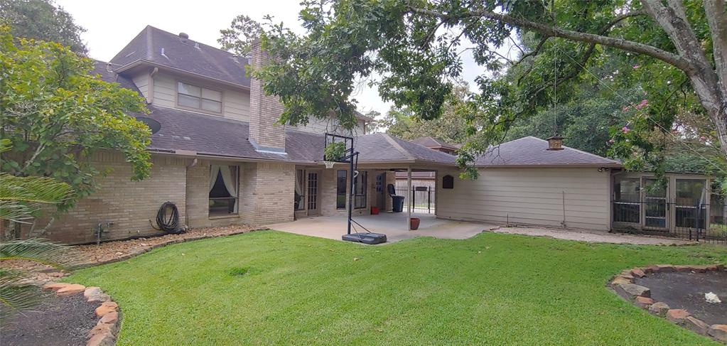 4207 2 Leaf Forest Drive, Houston, Texas 77345, 4 Bedrooms Bedrooms, 8 Rooms Rooms,3 BathroomsBathrooms,Single-family,For Sale,Leaf Forest,28029399