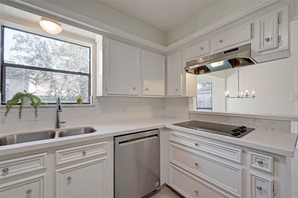 16914 2 Butteroak Drive, Spring, Texas 77379, 4 Bedrooms Bedrooms, 9 Rooms Rooms,3 BathroomsBathrooms,Single-family,For Sale,Butteroak,55894509