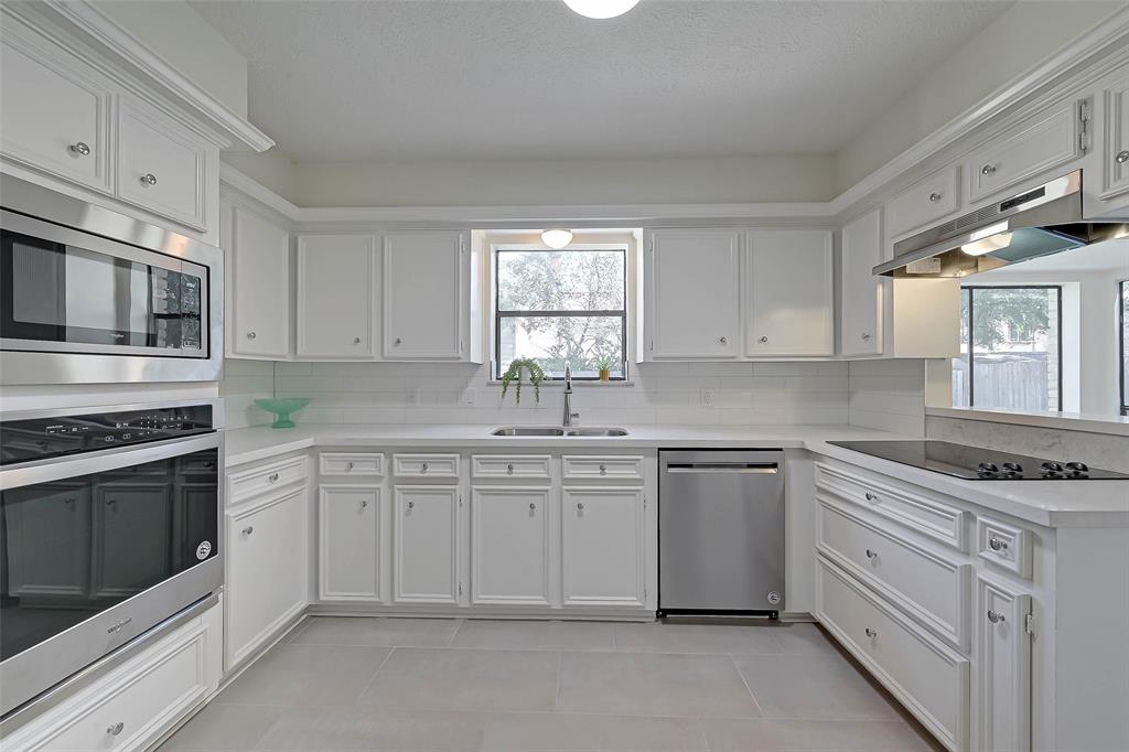 16914 2 Butteroak Drive, Spring, Texas 77379, 4 Bedrooms Bedrooms, 9 Rooms Rooms,3 BathroomsBathrooms,Single-family,For Sale,Butteroak,55894509