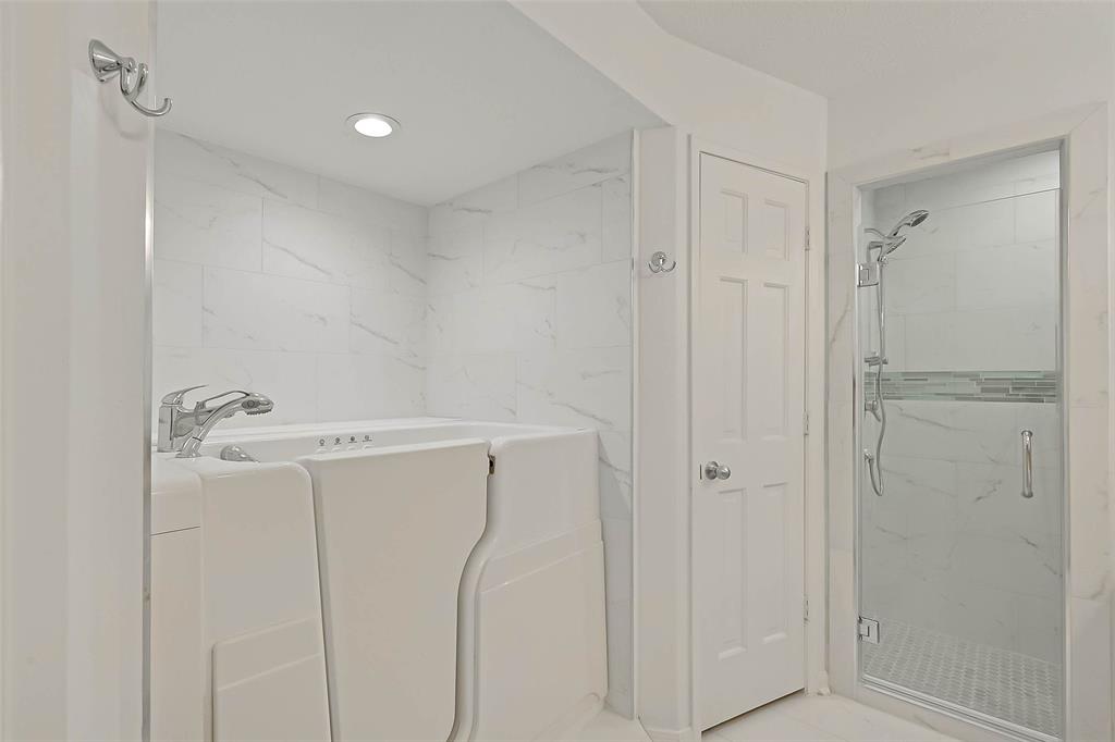 16914 2 Butteroak Drive, Spring, Texas 77379, 4 Bedrooms Bedrooms, 9 Rooms Rooms,3 BathroomsBathrooms,Single-family,For Sale,Butteroak,55894509