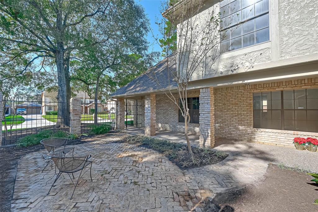 16914 2 Butteroak Drive, Spring, Texas 77379, 4 Bedrooms Bedrooms, 9 Rooms Rooms,3 BathroomsBathrooms,Single-family,For Sale,Butteroak,55894509