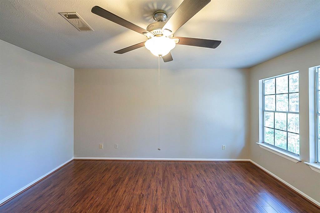 19 2 Greenbud Court, Spring, Texas 77380, 3 Bedrooms Bedrooms, 3 Rooms Rooms,2 BathroomsBathrooms,Single-family,For Sale,Greenbud,62636472