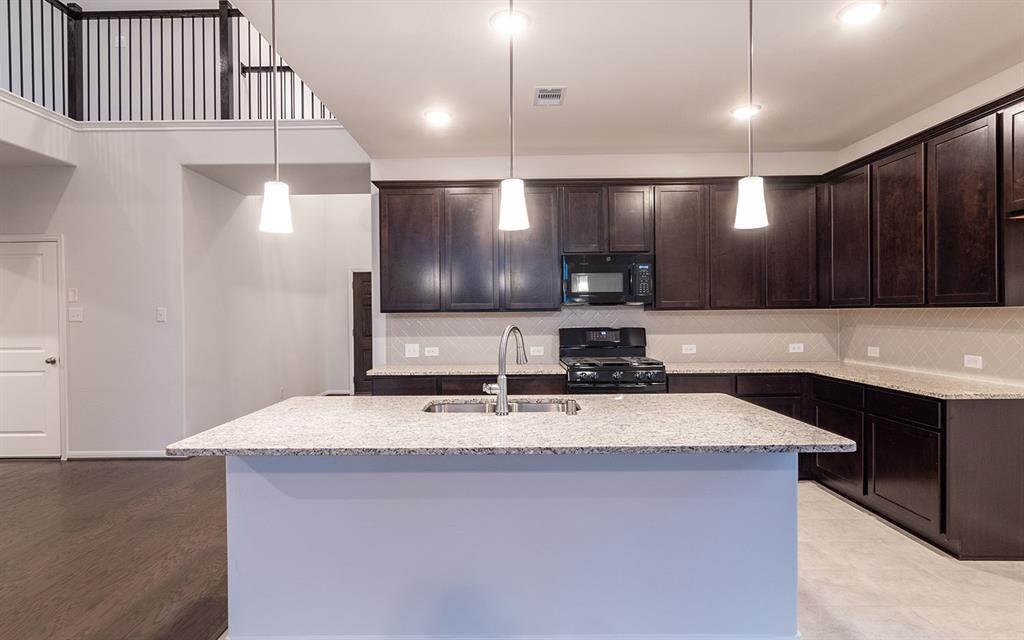 4426 2 Painted Bunting Lane, Baytown, Texas 77521, 4 Bedrooms Bedrooms, 9 Rooms Rooms,3 BathroomsBathrooms,Single-family,For Sale,Painted Bunting,67082901
