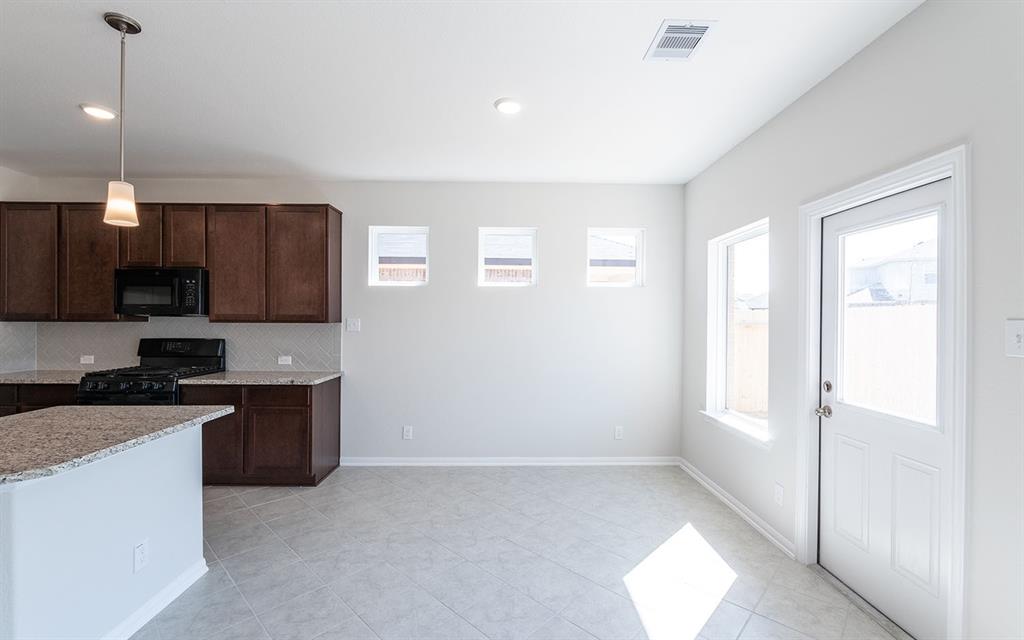 4518 2 Painted Bunting Lane, Baytown, Texas 77521, 3 Bedrooms Bedrooms, 8 Rooms Rooms,2 BathroomsBathrooms,Single-family,For Sale,Painted Bunting,84663605
