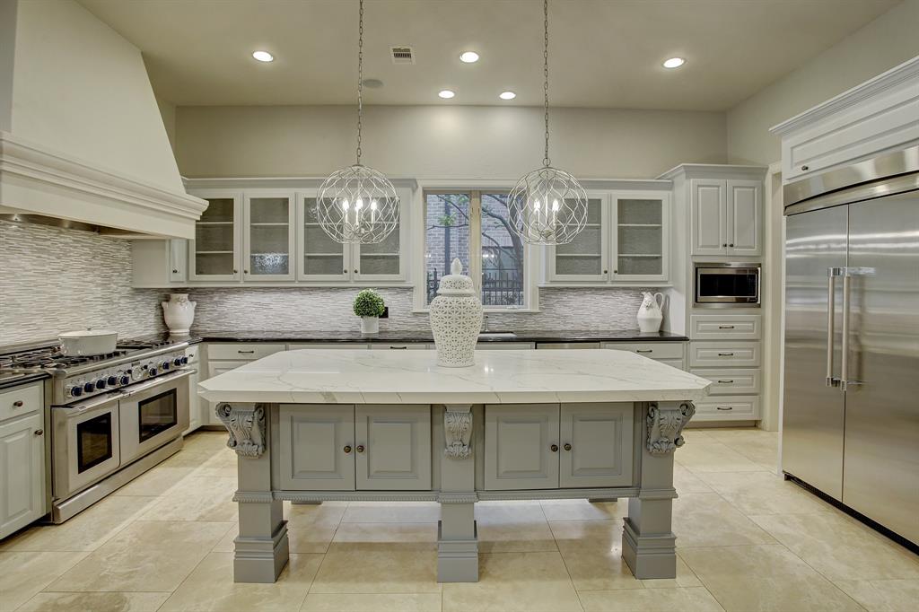 2315 3 Bolsover Street, Houston, Texas 77005, 4 Bedrooms Bedrooms, 14 Rooms Rooms,5 BathroomsBathrooms,Single-family,For Sale,Bolsover,64534955