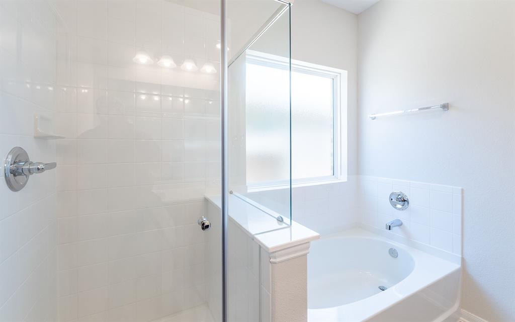 4615 2 Painted Bunting Lane, Baytown, Texas 77521, 4 Bedrooms Bedrooms, 9 Rooms Rooms,2 BathroomsBathrooms,Single-family,For Sale,Painted Bunting,56982205