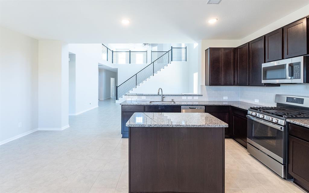 4615 2 Painted Bunting Lane, Baytown, Texas 77521, 4 Bedrooms Bedrooms, 9 Rooms Rooms,2 BathroomsBathrooms,Single-family,For Sale,Painted Bunting,56982205