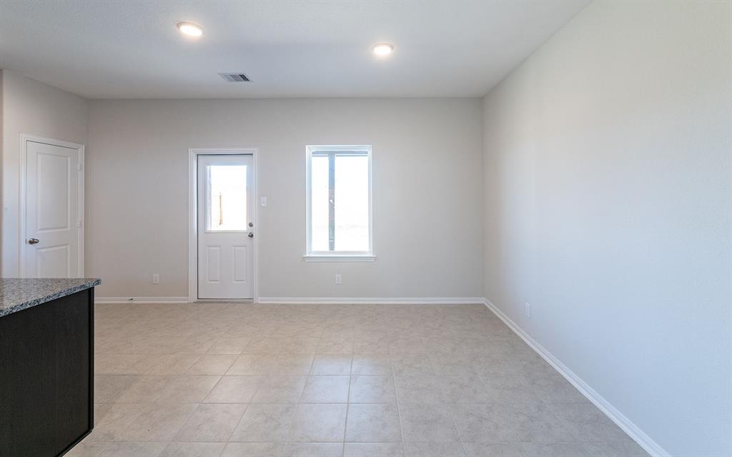 4615 2 Painted Bunting Lane, Baytown, Texas 77521, 4 Bedrooms Bedrooms, 9 Rooms Rooms,2 BathroomsBathrooms,Single-family,For Sale,Painted Bunting,56982205