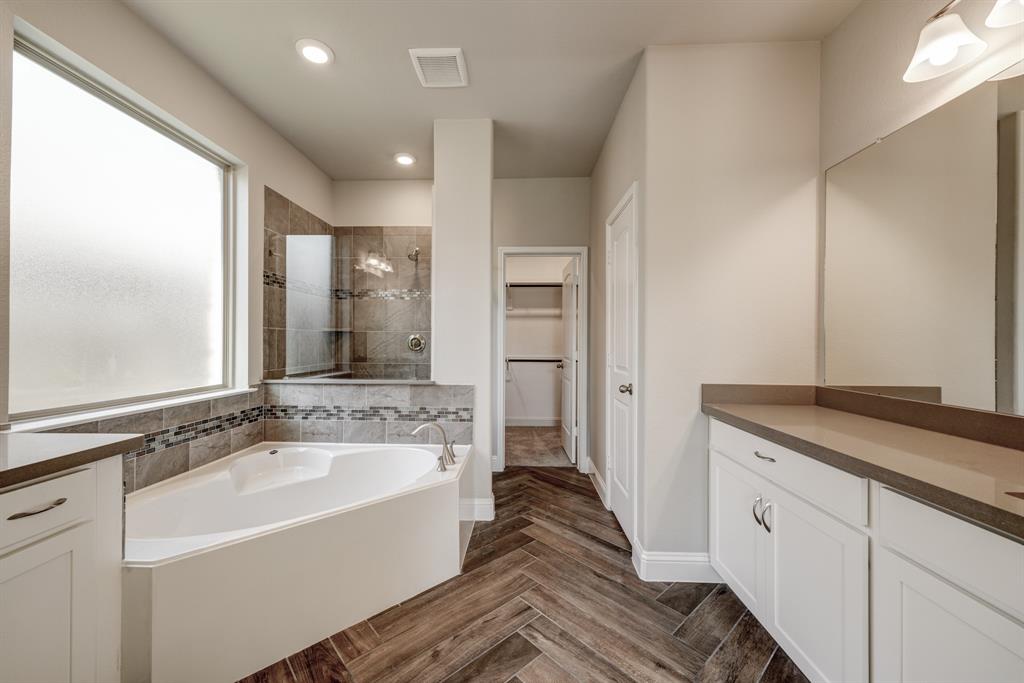 19031 2 Paso Fino Prairie Lane, Tomball, Texas 77377, 4 Bedrooms Bedrooms, 13 Rooms Rooms,3 BathroomsBathrooms,Single-family,For Sale,Paso Fino Prairie,77298021