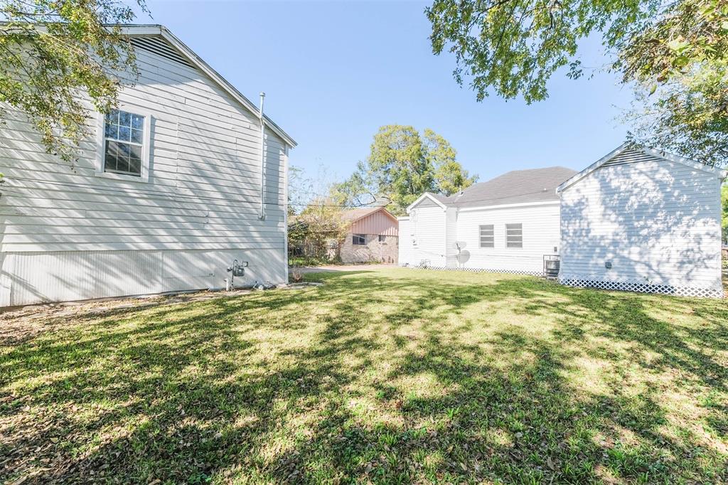 3876 1 Rosedale Street, Houston, Texas 77004, 3 Bedrooms Bedrooms, 7 Rooms Rooms,2 BathroomsBathrooms,Single-family,For Sale,Rosedale,52020291