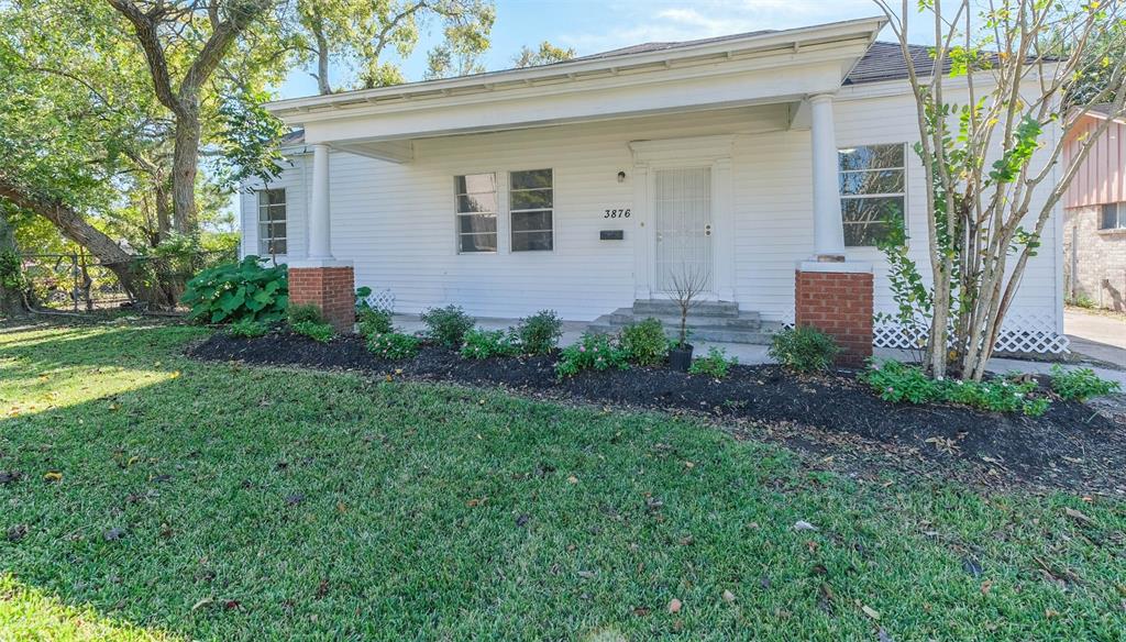 3876 1 Rosedale Street, Houston, Texas 77004, 3 Bedrooms Bedrooms, 7 Rooms Rooms,2 BathroomsBathrooms,Single-family,For Sale,Rosedale,52020291