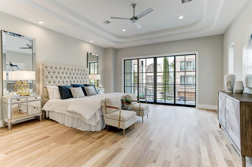 306 3 Asbury Street, Houston, Texas 77007, 3 Bedrooms Bedrooms, 10 Rooms Rooms,3 BathroomsBathrooms,Single-family,For Sale,Asbury,65574597