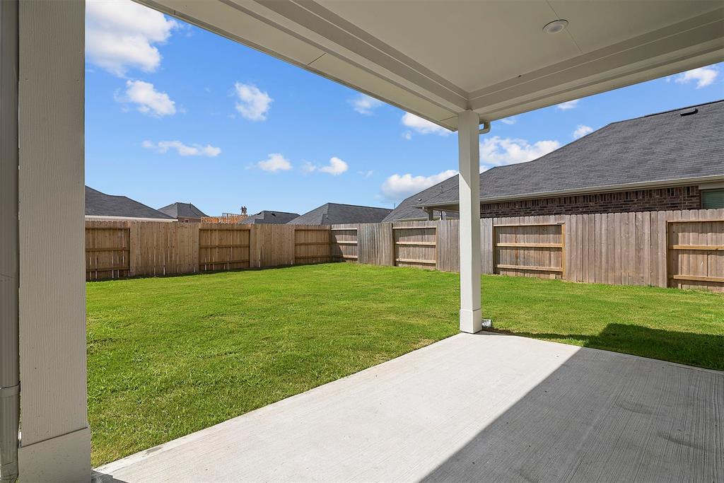 17685 2 Tree of Heaven, Conroe, Texas 77385, 3 Bedrooms Bedrooms, 6 Rooms Rooms,2 BathroomsBathrooms,Single-family,For Sale,Tree of Heaven,57490325