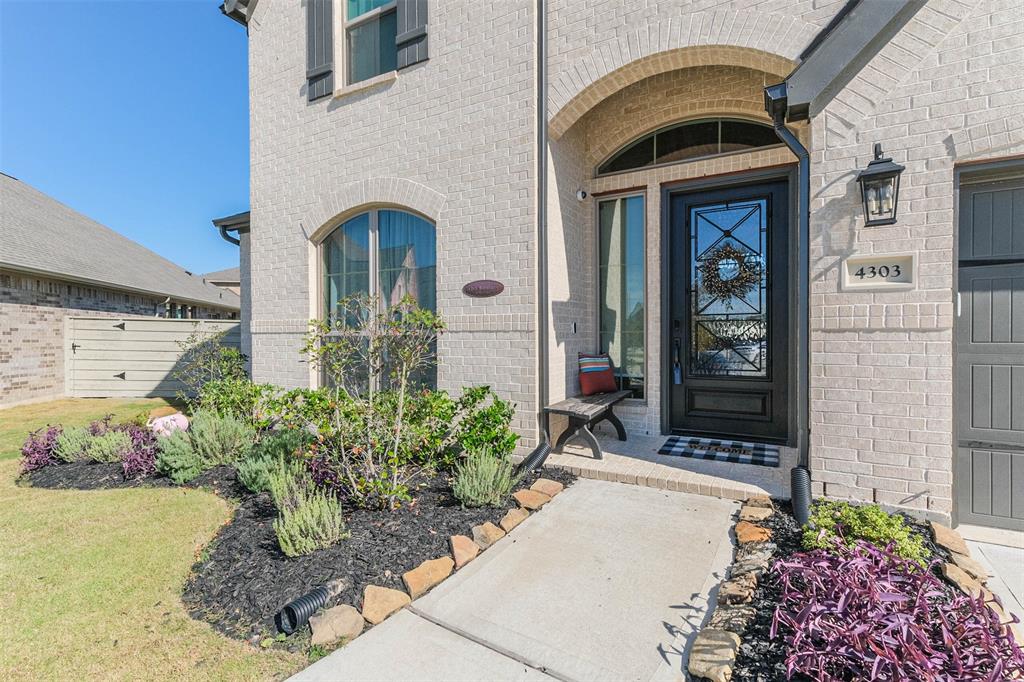 4303 2 Tupelo Leaf Court, Manvel, Texas 77578, 4 Bedrooms Bedrooms, 15 Rooms Rooms,3 BathroomsBathrooms,Single-family,For Sale,Tupelo Leaf,52095017