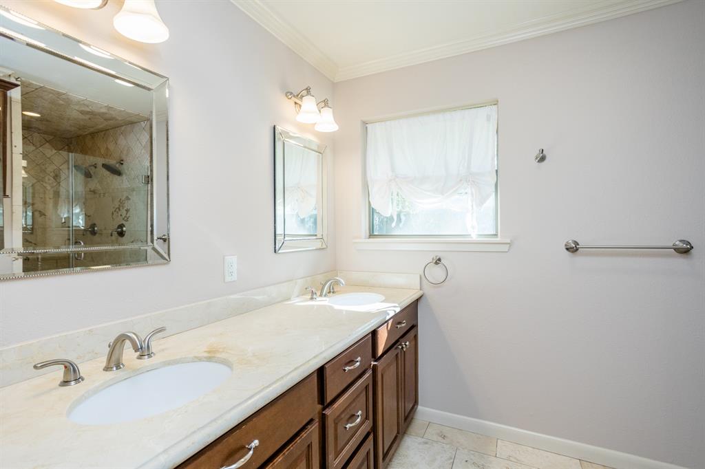 5243 1 Wigton Drive, Houston, Texas 77096, 3 Bedrooms Bedrooms, 9 Rooms Rooms,2 BathroomsBathrooms,Single-family,For Sale,Wigton,58815965