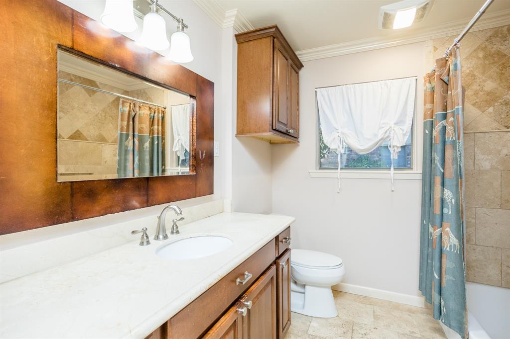 5243 1 Wigton Drive, Houston, Texas 77096, 3 Bedrooms Bedrooms, 9 Rooms Rooms,2 BathroomsBathrooms,Single-family,For Sale,Wigton,58815965