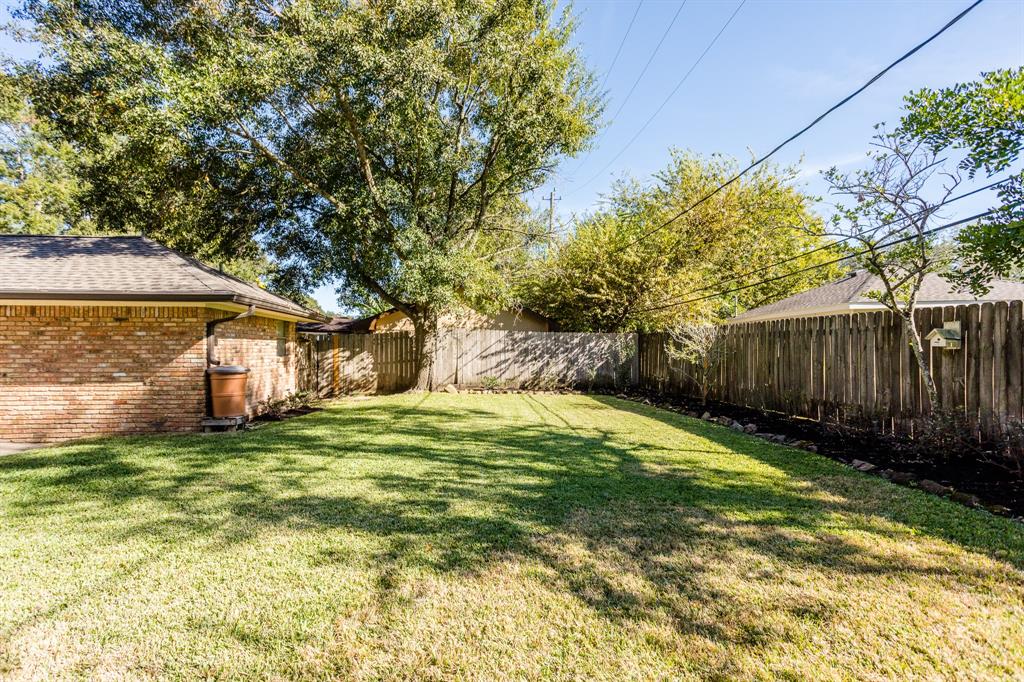 5243 1 Wigton Drive, Houston, Texas 77096, 3 Bedrooms Bedrooms, 9 Rooms Rooms,2 BathroomsBathrooms,Single-family,For Sale,Wigton,58815965