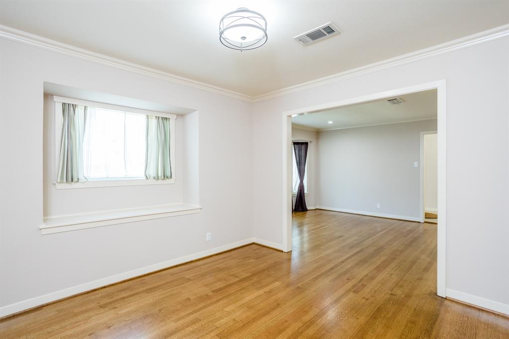 5243 1 Wigton Drive, Houston, Texas 77096, 3 Bedrooms Bedrooms, 9 Rooms Rooms,2 BathroomsBathrooms,Single-family,For Sale,Wigton,58815965