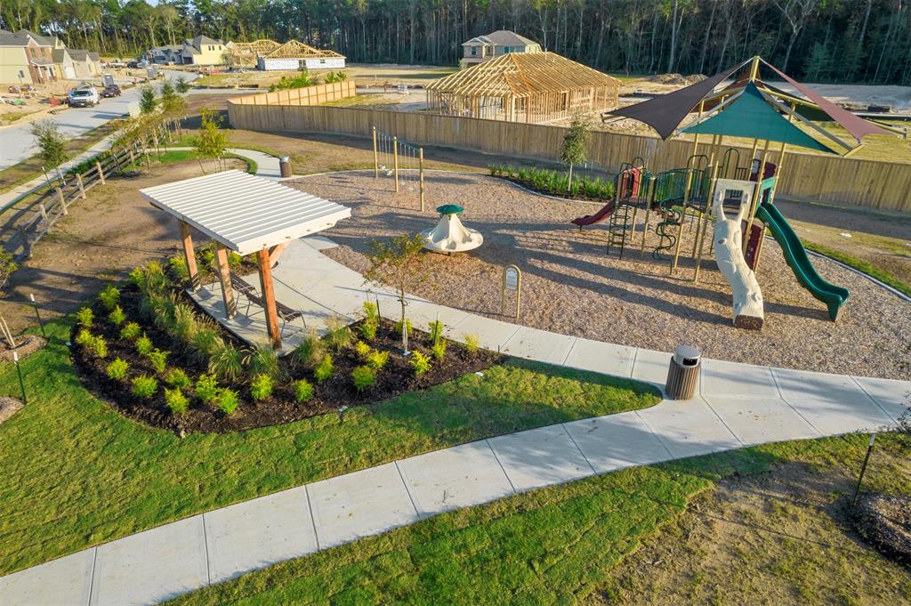 17707 1 Sapphire Pines Drive, New Caney, Texas 77357, 4 Bedrooms Bedrooms, 8 Rooms Rooms,3 BathroomsBathrooms,Single-family,For Sale,Sapphire Pines,65958695